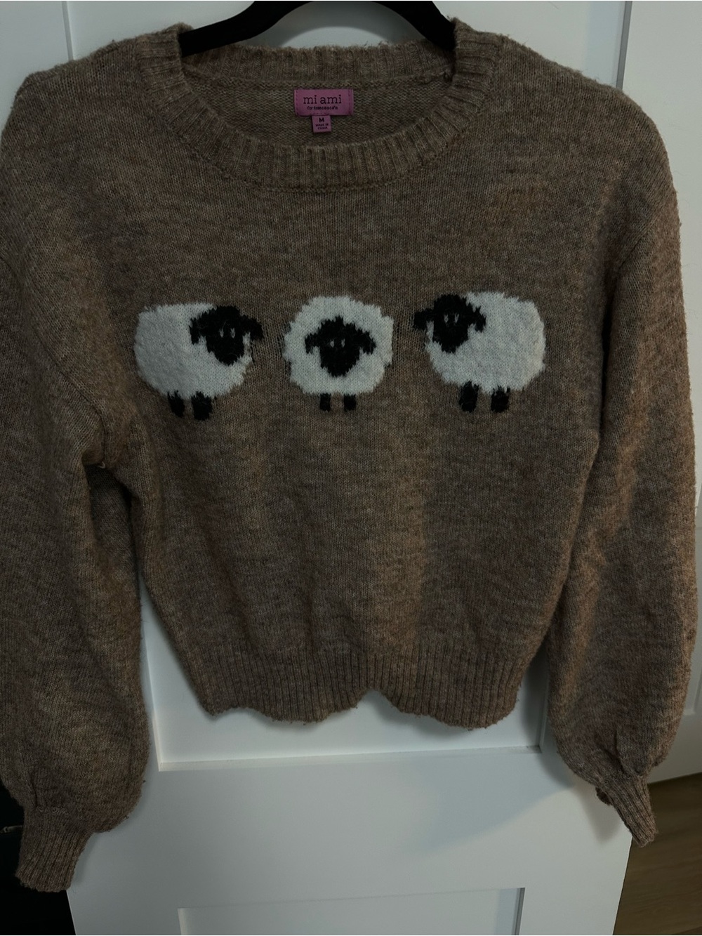 francesca’s taupe sheep sweater - size M